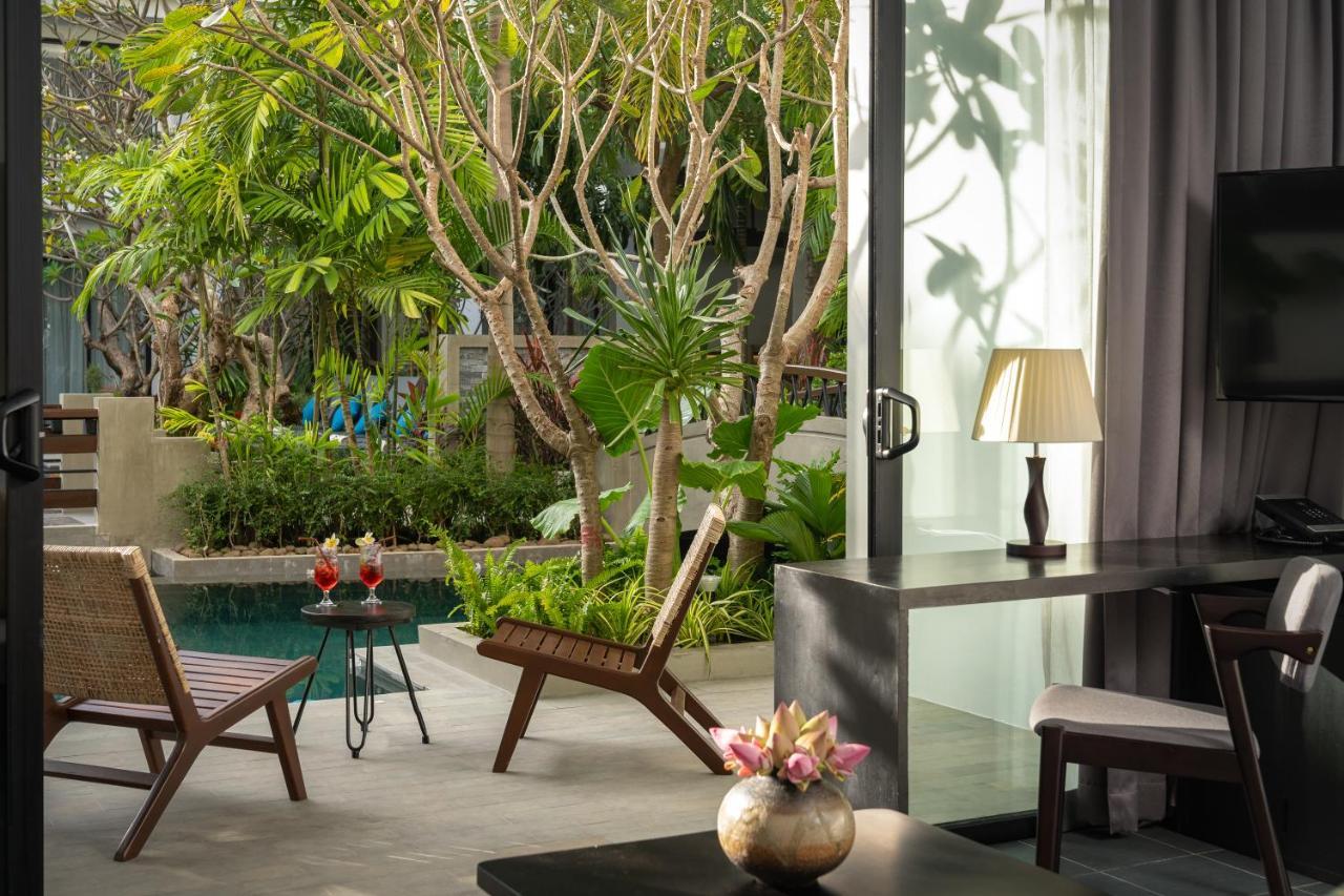 Eightfold Urban Resort Сиемрип Экстерьер фото The Sala Pool Suite