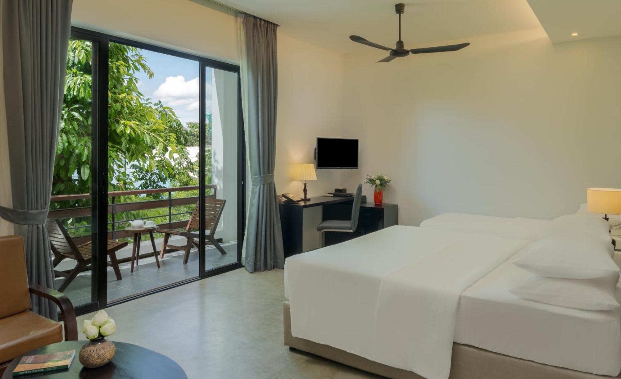 Eightfold Urban Resort Сиемрип Экстерьер фото